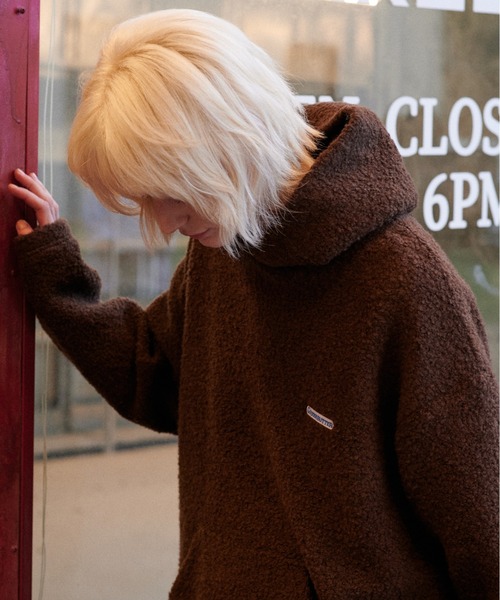 GREEN BUTTER(グリーンバター)の「TEDDY WOOL HOODIE(パーカー・レディース・ブラウン/ブルー/ベージュ・FREE)」の5枚目の写真