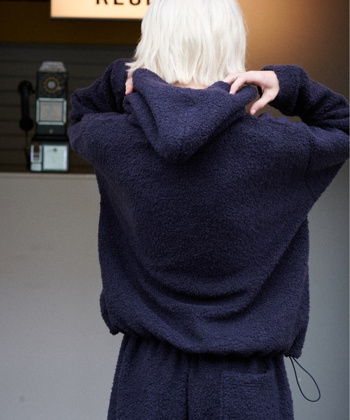 GREEN BUTTER(グリーンバター)の「TEDDY WOOL HOODIE(パーカー・レディース・ブラウン/ブルー/ベージュ・FREE)」の21枚目の写真