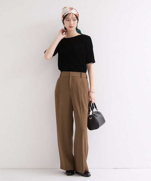 le cercle ADAM ET ROPE'(ルセルクルアダムエロペ)の「センタープレスストレートパンツ(スラックス・レディース・ブラック/ブラウン・S/M)」の7枚目の写真