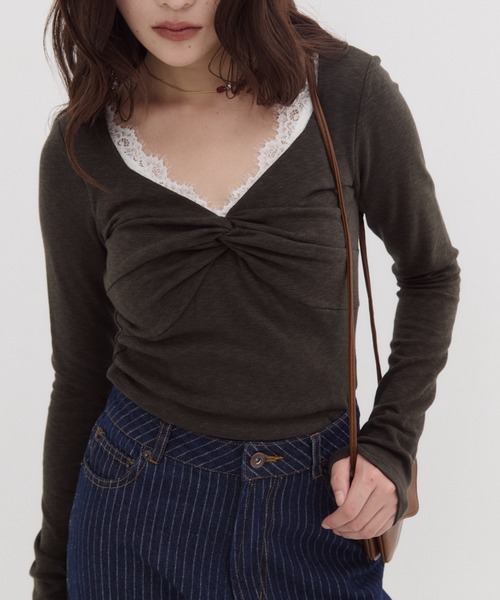 FUULLY STUDIO(フーリィーステューディオ)の「フロントツイストトップス(Tシャツ/カットソー・レディース・ライトグレー/チャコールグレー・FREE)」の13枚目の写真