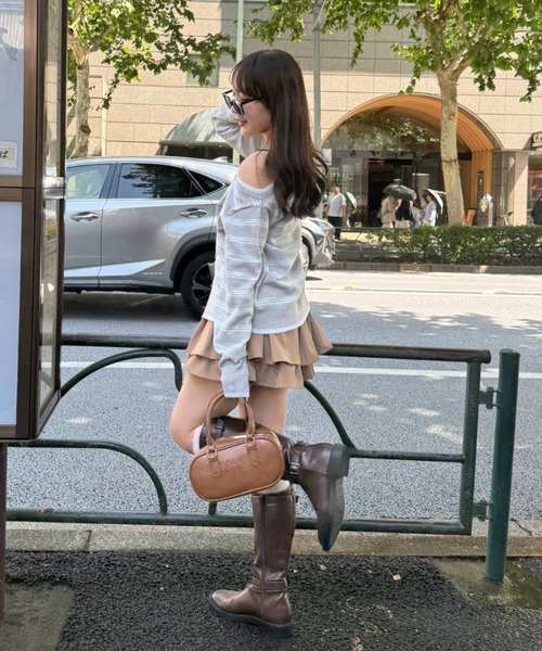 Another Branch olive des olive(アナザーブランチオリーブデオリーブ)の「ボーダーオフショルカーディガン(カーディガン/ボレロ・レディース・ブラック/ブラウン/グレー・FREE)」の10枚目の写真