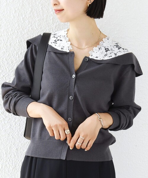 SHIPS（シップス）の「【WEB限定】〈手洗い可能〉レース ビッグ カラー ニット カーディガン（カーディガン/ボレロ・レディース・ダークグレー/ナチュラル/ブラウン系/ブルー系・ONE SIZE）」の16枚目の写真