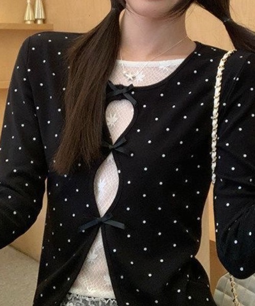 SHERU(シェル)の「リボンカットデザインショート丈ロングスリーブトップスc(Tシャツ/カットソー・レディース・ブラック/ブラック系その他・M)」の8枚目の写真