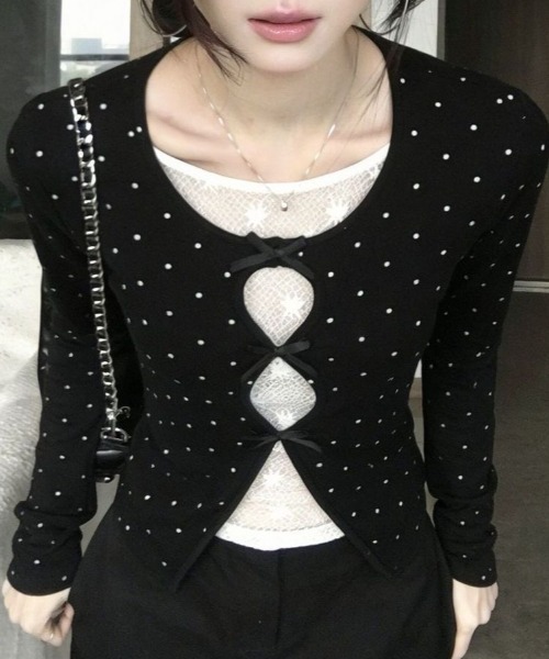 SHERU(シェル)の「リボンカットデザインショート丈ロングスリーブトップスc(Tシャツ/カットソー・レディース・ブラック/ブラック系その他・M)」の16枚目の写真