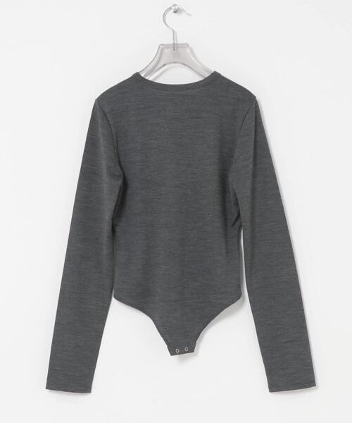 URBAN RESEARCH(アーバンリサーチ)の「new basic WASHABLE WOOL CONTOUR TOP(Tシャツ/カットソー・レディース・ホワイト系その他/チャコールグレー/ブラック系その他・FREE)」の16枚目の写真