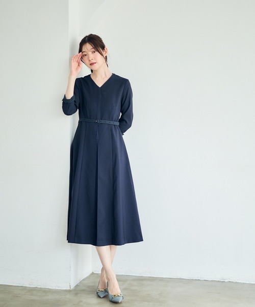 12Twelve Agenda（トゥエルブ　アジェンダ）の「配色フロントプリーツワンピース（ワンピース・レディース・グレー/ネイビー・M）」の11枚目の写真