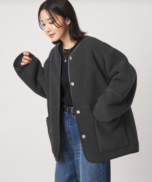 green label relaxing(グリーンレーベルリラクシング)の「【WEB限定】<at ease>フリース ボア リバーシブル ブルゾン(その他アウター・レディース・ダークグレー/オフホワイト/ダークブラウン・SHORT/36/38)」の1枚目の写真