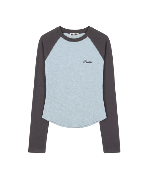 PASION(パシオン)の「MAVIS ラグランTシャツ_スカイブルー&チャコール(Tシャツ/カットソー・レディース・スカイブルー・FREE)」の1枚目の写真