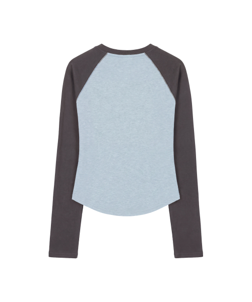PASION(パシオン)の「MAVIS ラグランTシャツ_スカイブルー&チャコール(Tシャツ/カットソー・レディース・スカイブルー・FREE)」の3枚目の写真
