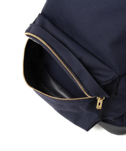TOFF&LOADSTONE(トフアンドロードストーン)の「TOFF & LOADSTONE / 別注ナイロンバックパック(バックパック/リュック・メンズ・オリーブ/ネイビー/ブラック・ONE SIZE)」の11枚目の写真