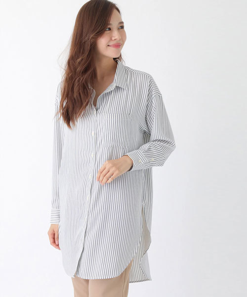 earth music&ecology(アースミュージックアンドエコロジー)の「とろみシャツワンピース(シャツワンピース・レディース・オフホワイト/ライトグレー/ネイビー/ストライプ・FREE)」の4枚目の写真