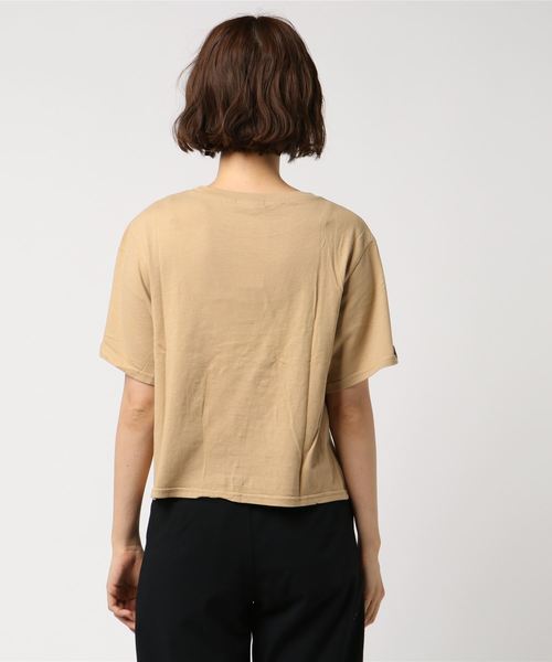 WEGO（ウィゴー）の「WEGO/アーチロゴプリントTシャツ（Tシャツ/カットソー・レディース・ベージュ/ネイビー/ナチュラル・FREE）」の5枚目の写真