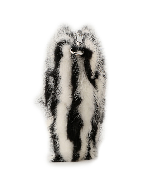 LOVELESS（ラブレス）の「【LOVELESS】モノトーンミンクストライプ2WAYファーショルダーバッグ（ショルダーバッグ・レディース・オフホワイト・FREE）」の4枚目の写真