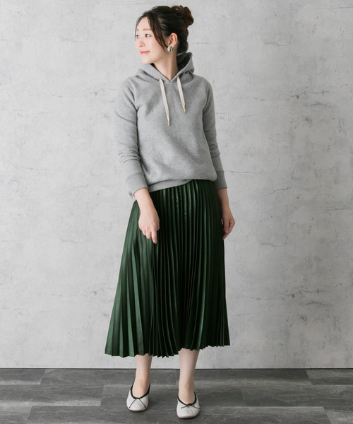 URBAN RESEARCH ROSSO WOMEN(アーバンリサーチ ロッソ)の「サテンプリーツスカート(スカート・レディース・ネイビー/ゴールド/グリーン・38/36)」の10枚目の写真