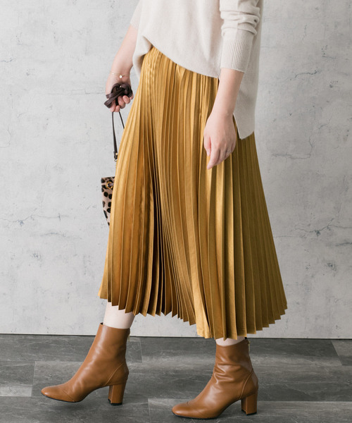 URBAN RESEARCH ROSSO WOMEN(アーバンリサーチ ロッソ)の「サテンプリーツスカート(スカート・レディース・ネイビー/ゴールド/グリーン・38/36)」の11枚目の写真