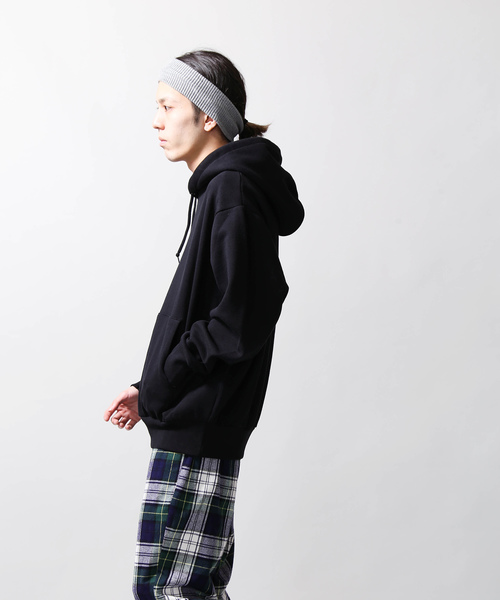 WEGO（ウィゴー）の「WEGO VINTAGE/ヘビーウェイトビッグシルエットパーカー（パーカー・メンズ・ブラック/ダークグリーン/ダークブラウン/オフホワイト/杢グレー/ワイン/グリーン系その他/ライトベージュ・MEDIUM/LARGE/X-LARGE）」の16枚目の写真