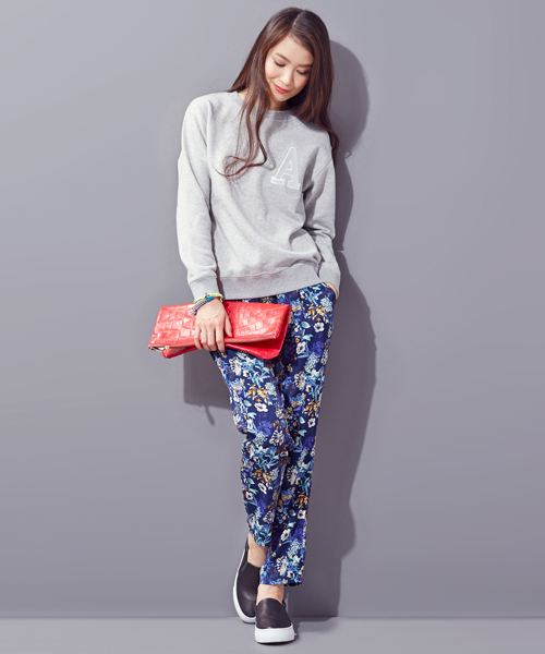 UNITED ARROWS(ユナイテッドアローズ)の「◆UAW CTN スウェット†◆(スウェット・レディース・Navy/MD.Gray・フリ-)」の6枚目の写真