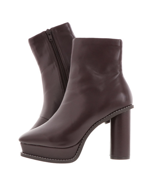 RANDA(ランダ)の「円柱ヒールストレッチショートブーツ(ブーツ・レディース・ブラック/ダークブラウン/キャメル・LL/M/L/S)」の7枚目の写真