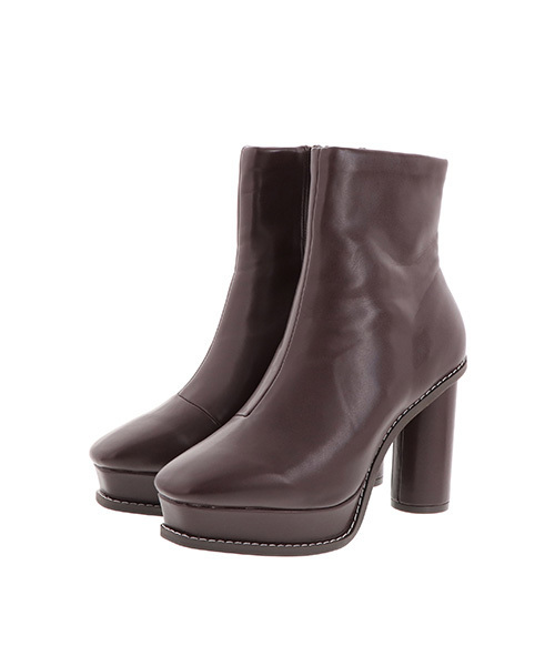 RANDA(ランダ)の「円柱ヒールストレッチショートブーツ(ブーツ・レディース・ブラック/ダークブラウン/キャメル・LL/M/L/S)」の9枚目の写真