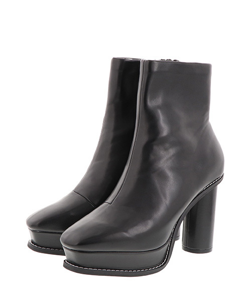 RANDA(ランダ)の「円柱ヒールストレッチショートブーツ(ブーツ・レディース・ブラック/ダークブラウン/キャメル・LL/M/L/S)」の10枚目の写真