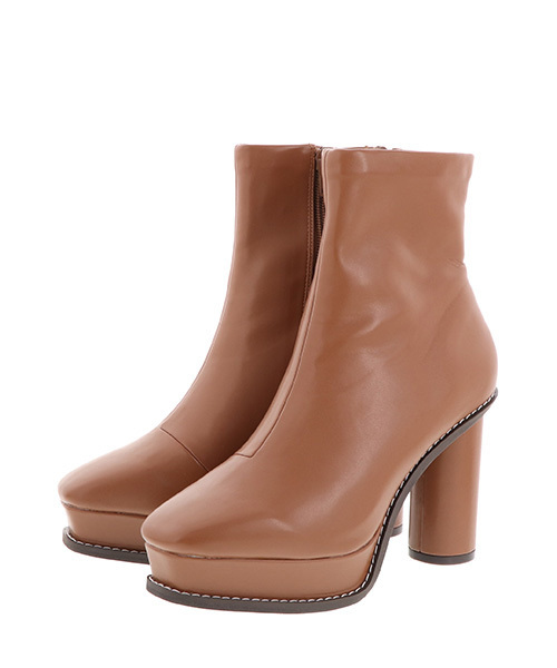 RANDA(ランダ)の「円柱ヒールストレッチショートブーツ(ブーツ・レディース・ブラック/ダークブラウン/キャメル・LL/M/L/S)」の11枚目の写真