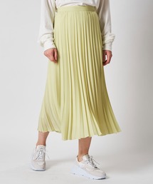 Whim Gazette�i�E�B���K�[�b�g�j�́u�p�E�_�[�T�e���v���[�c�X�J�[�g�i�X�J�[�g�j�v