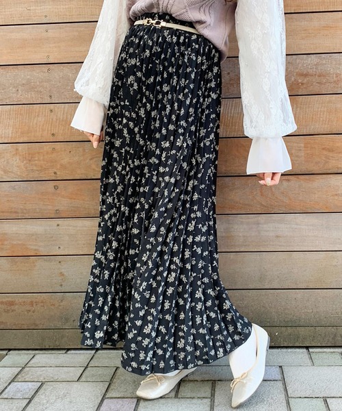 apres jour（アプレジュール）の「花柄プリーツスカート【ZOZOTOWN限定アイテム】（スカート・レディース・ブラック/ライトグリーン/アイボリー/その他/ライトベージュ・フリー）」の9枚目の写真