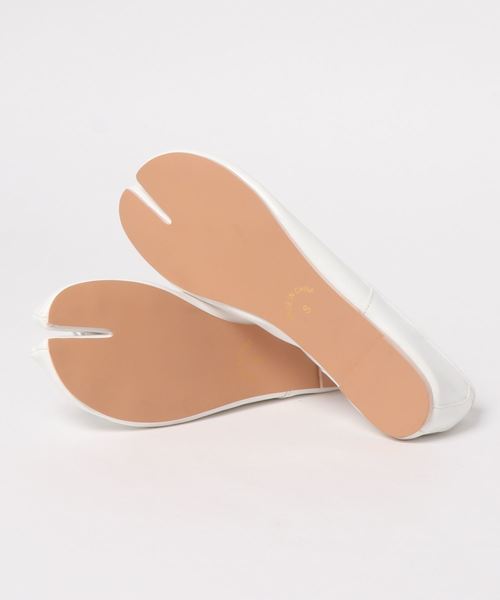 KOBE LETTUCE（コウベレタス）の「足袋フラットバレエパンプス（パンプス・レディース・ブラック/ブラウン/ホワイト/ベージュ・LL/L/M/S）」の5枚目の写真