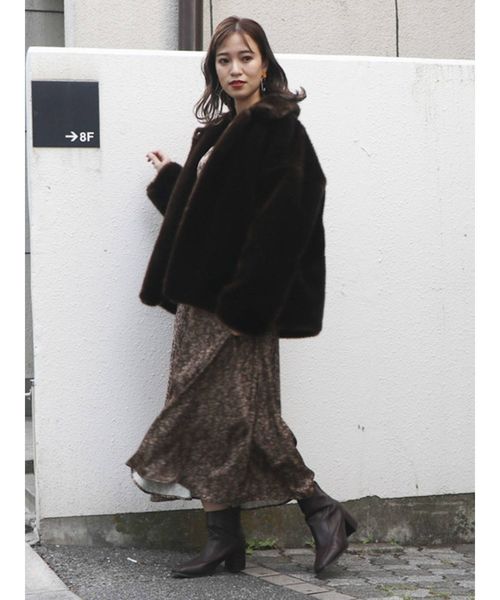 dazzlin（ダズリン）の「ダスティショートエコファーコート（その他アウター・レディース・パープル/ブラウン/オフホワイト・FREE）」の22枚目の写真