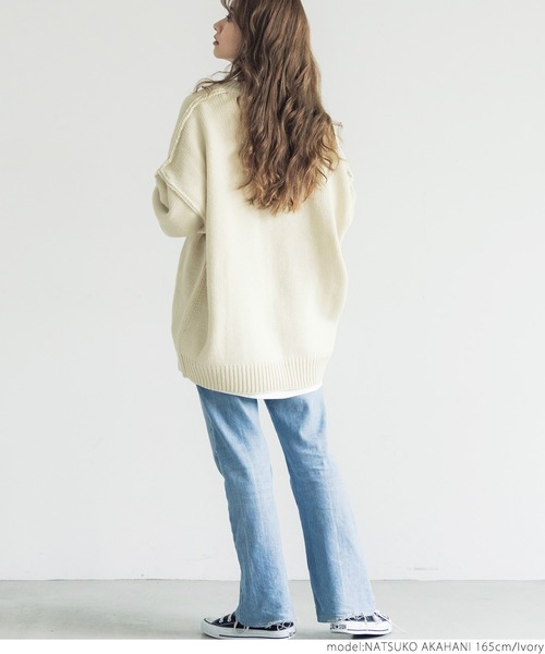 coca(coca)(コカ)の「ローゲージVネックニット(ニット/セーター・レディース・チャコールグレー/アイボリー・ONE SIZE)」の7枚目の写真