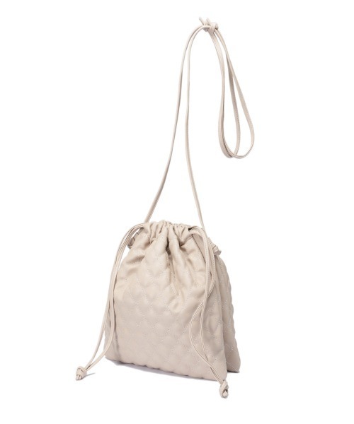 GLOBAL WORK（グローバルワーク）の「キルティング巾着BAG/923485（ショルダーバッグ・レディース・アイボリー/ブラック/ワインレッド・ONE SIZE）」の9枚目の写真