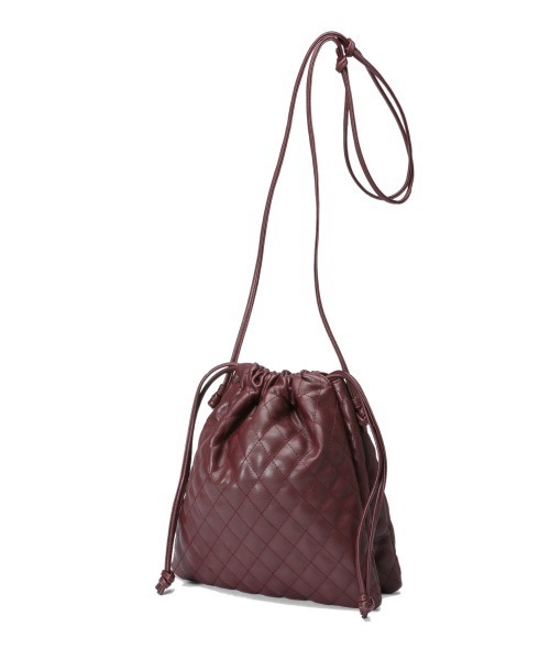 GLOBAL WORK（グローバルワーク）の「キルティング巾着BAG/923485（ショルダーバッグ・レディース・アイボリー/ブラック/ワインレッド・ONE SIZE）」の10枚目の写真