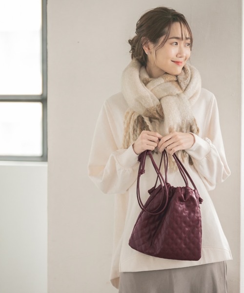 GLOBAL WORK（グローバルワーク）の「キルティング巾着BAG/923485（ショルダーバッグ・レディース・アイボリー/ブラック/ワインレッド・ONE SIZE）」の22枚目の写真