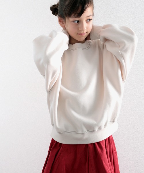 classicalelf(クラシカルエルフ)の「キッズ バックステッチ裏起毛スウェット(長袖)(スウェット・キッズ・ブラック/アイボリー/モカ/グレイッシュベージュ・130/140/150)」の19枚目の写真