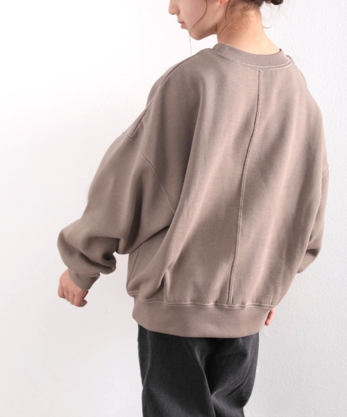 classicalelf(クラシカルエルフ)の「キッズ バックステッチ裏起毛スウェット(長袖)(スウェット・キッズ・ブラック/アイボリー/モカ/グレイッシュベージュ・130/140/150)」の17枚目の写真