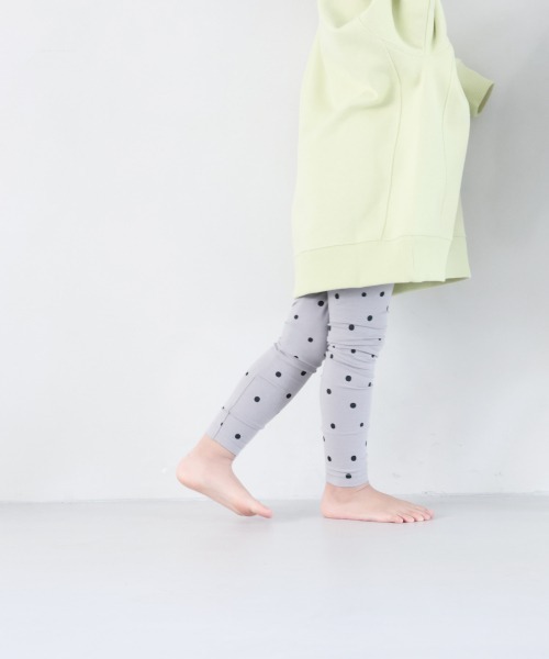 LOWRYS FARM(ローリーズファーム)の「ミニドットレギンス 926840(レギンス/スパッツ・キッズ・ベージュ/グレー/イエロー/グリーン・32/31/33/130cm(120-130cm))」の2枚目の写真
