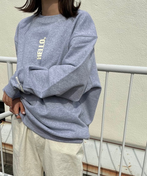 CANAL JEAN（キャナルジーン）の「1975 TOKYO(1975 トーキョー) "HELLO"クルーネックトレーナー（スウェット・レディース・ホワイト×ブルー/ホワイト×ブラック/ヘザーグレー・LARGE/X-LARGE）」の6枚目の写真