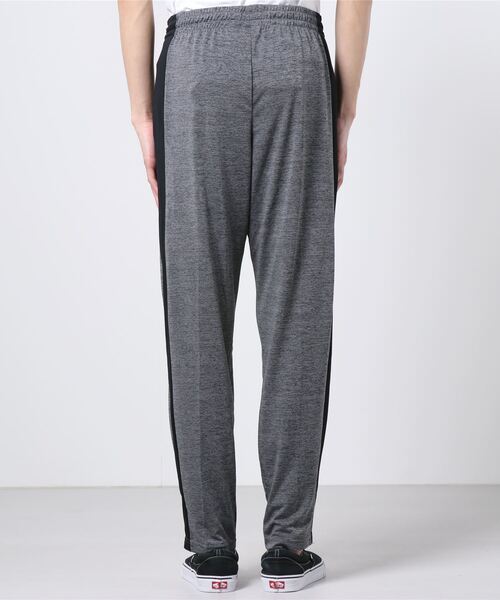 IGNIO(イグニオ)の「イグニオ ジャージパンツ(その他パンツ・メンズ・ネイビー/ブラック/ダークグレー・XXL/L/XL/S/M)」の5枚目の写真
