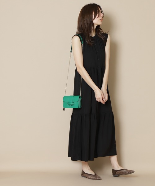 N.（N. Natural Beauty Basic）（エヌエヌナチュラルビューティーベーシック）の「◆ボリュームベルトチェーンミニショルダーバッグ（ショルダーバッグ・レディース・オフホワイト/ブラック/グリーン・ﾌﾘ-）」の4枚目の写真