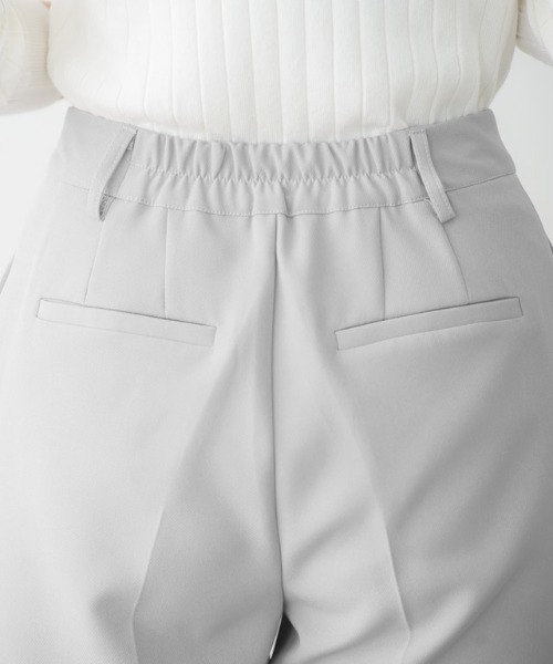 Pierrot（ピエロ）の「ピンタックストレートパンツ（その他パンツ・レディース・ブラック/グレー/ピンク/ライトベージュ/マスタード/ブラウン/ラベンダー/グレー系その他/グリーン/ブルーグリーン/モカ/ネイビー/ピンク系その他・M/L/PS/PM/PL/TL/S/TM）」の14枚目の写真