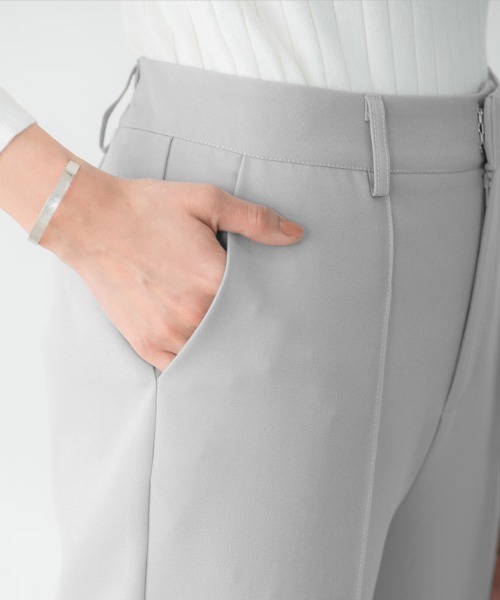 Pierrot（ピエロ）の「ピンタックストレートパンツ（その他パンツ・レディース・ブラック/グレー/ピンク/ライトベージュ/マスタード/ブラウン/ラベンダー/グレー系その他/グリーン/ブルーグリーン/モカ/ネイビー/ピンク系その他・M/L/PS/PM/PL/TL/S/TM）」の16枚目の写真