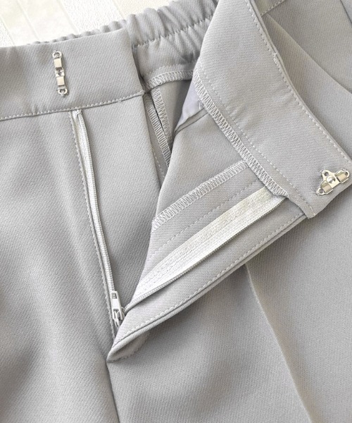 Pierrot（ピエロ）の「ピンタックストレートパンツ（その他パンツ・レディース・ブラック/グレー/ピンク/ライトベージュ/マスタード/ブラウン/ラベンダー/グレー系その他/グリーン/ブルーグリーン/モカ/ネイビー/ピンク系その他・M/L/PS/PM/PL/TL/S/TM）」の20枚目の写真