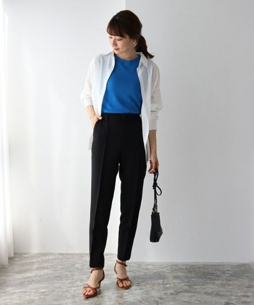 Pierrot（ピエロ）の「ピンタックストレートパンツ（その他パンツ・レディース・ブラック/グレー/ピンク/ライトベージュ/マスタード/ブラウン/ラベンダー/グレー系その他/グリーン/ブルーグリーン/モカ/ネイビー/ピンク系その他・M/L/PS/PM/PL/TL/S/TM）」の22枚目の写真