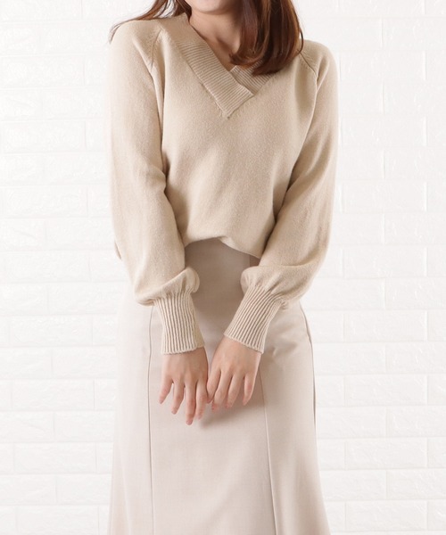 Lace Ladies(レースレディース)の「Vネック 長袖ルーズフィット 無地ニット(ニット/セーター・レディース・グレー/ブラック/ベージュ/ホワイト/ブルー・FREE)」の19枚目の写真