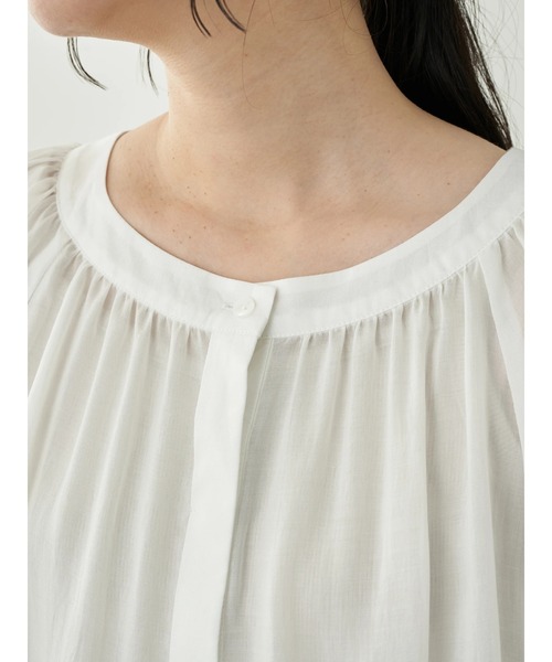 earth music&ecology（アースミュージックアンドエコロジー）の「【WEB限定】ティアードシャツチュニック ＊（シャツ/ブラウス・レディース・ライトブルー/ブラック/オフホワイト/ピンクベージュ・FREE）」の13枚目の写真