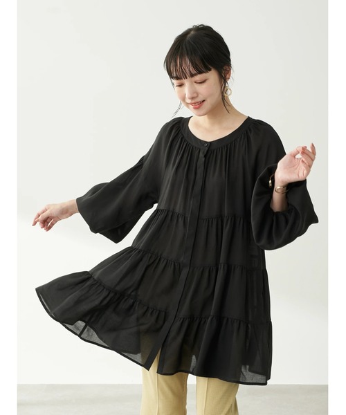 earth music&ecology（アースミュージックアンドエコロジー）の「【WEB限定】ティアードシャツチュニック ＊（シャツ/ブラウス・レディース・ライトブルー/ブラック/オフホワイト/ピンクベージュ・FREE）」の16枚目の写真