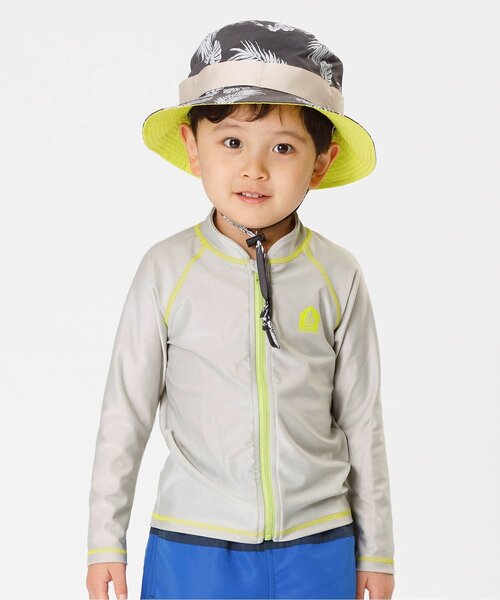 Ampersand（アンパサンド）の「/UNIシンプルラッシュガード(無地・ドット柄)_UVカット（ラッシュガード・キッズ・ブラック/グレー/アイボリー/カーキ・100/110/120/130/140/80/90）」の3枚目の写真