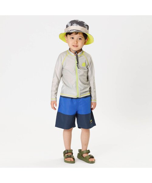 Ampersand（アンパサンド）の「/UNIシンプルラッシュガード(無地・ドット柄)_UVカット（ラッシュガード・キッズ・ブラック/グレー/アイボリー/カーキ・100/110/120/130/140/80/90）」の5枚目の写真