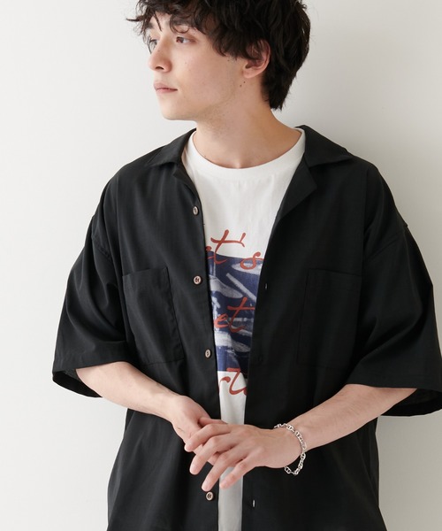 DISCOAT（ディスコート）の「ポリラミー半袖シャツ（シャツ/ブラウス・メンズ・カーキ/オフホワイト/ネイビー/ベージュ/ブラック・MEDIUM/LARGE/X-LARGE）」の2枚目の写真