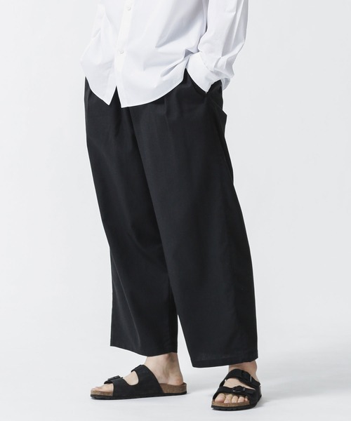 NANO universe(ナノユニバース)の「リネン混ワイドイージースラックス(スラックス・メンズ・ネイビー/ブラック/ベージュ・S/M/L)」の2枚目の写真